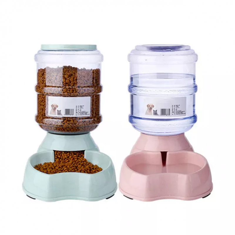 2021 Luxury Smart Automatic Pet Dog Cat Food Water Dispenser Bottle Convenient Fast And Time-saving Water 